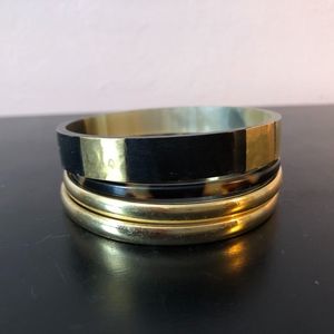 Tortoise and Gold Tone Bracelet Set